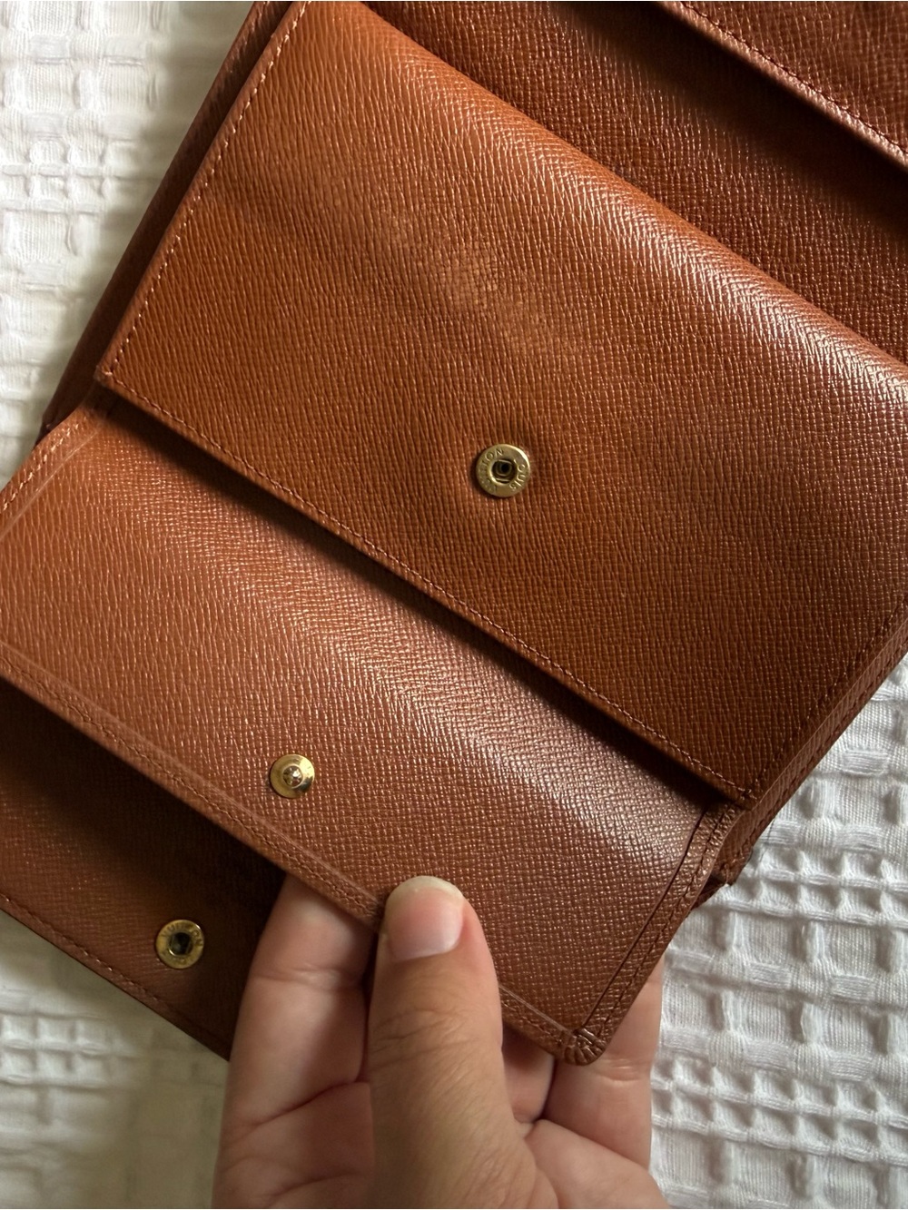 Large Louis Vuitton Wallet - Picture 9 of 14